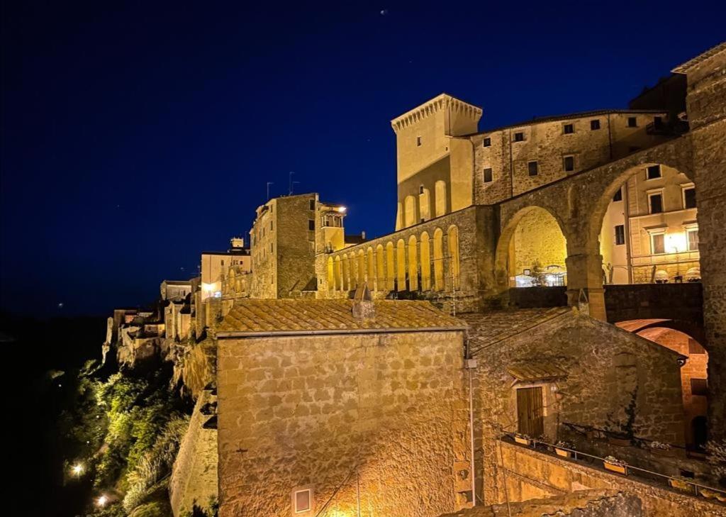 Km 0 Dal Centro By Tiziana Monaldi Hotel Pitigliano Eksteriør billede