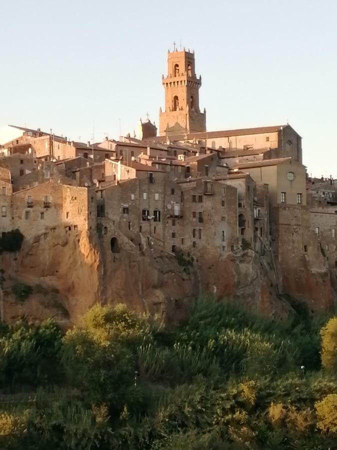 Km 0 Dal Centro By Tiziana Monaldi Hotel Pitigliano Eksteriør billede